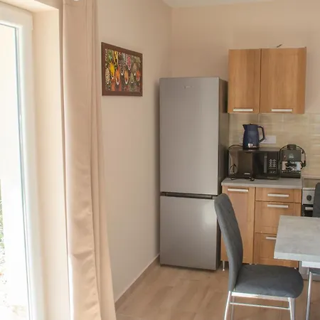 Banki Vendeghaz * Bánk