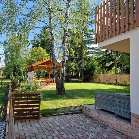 Banki Vendeghaz * Bánk