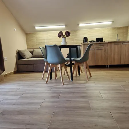 Banki Vendeghaz Bánk