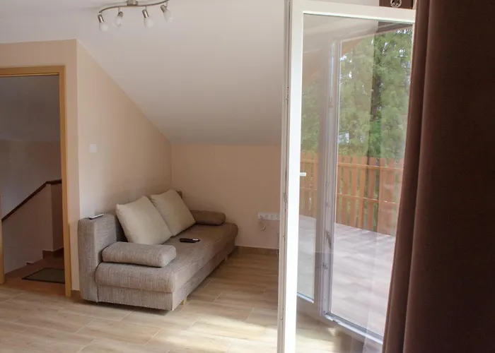 Banki Vendeghaz * Bank (Nograd)