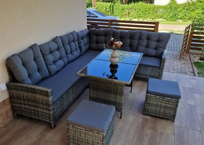 Banki Vendeghaz Ferienhaus *